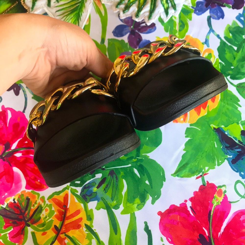 Brand New Madden Girl Flynn Black & Gold Sandals - Picture 10 of 16